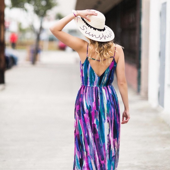 Dress - Picture 2 of 5